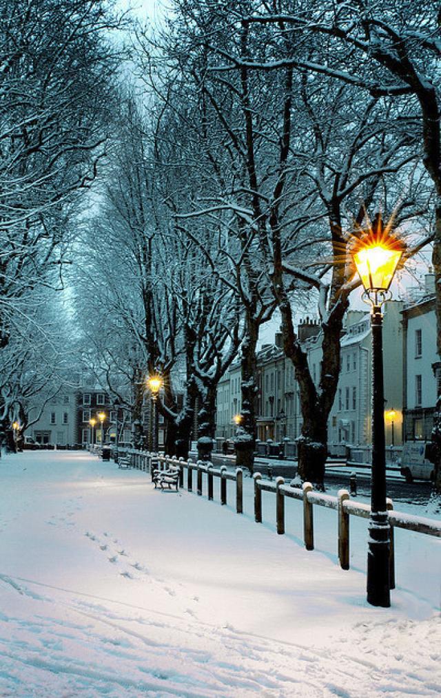 "雪中景色"壁纸(无水印)大雪纷飞的森林小屋,意境满满