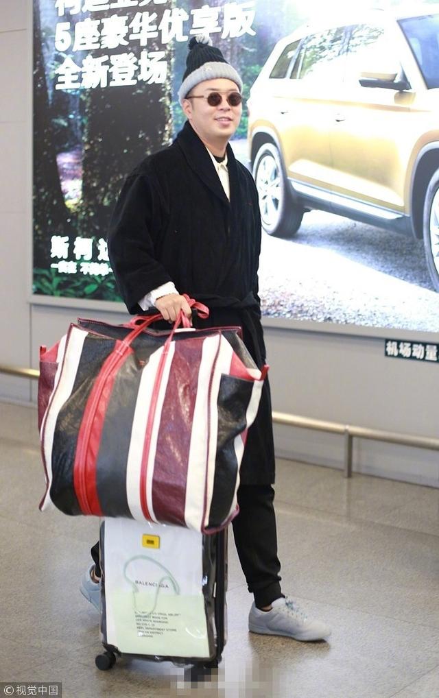 机场街拍:杜海涛吴昕简直是时尚届毒瘤,李沁才