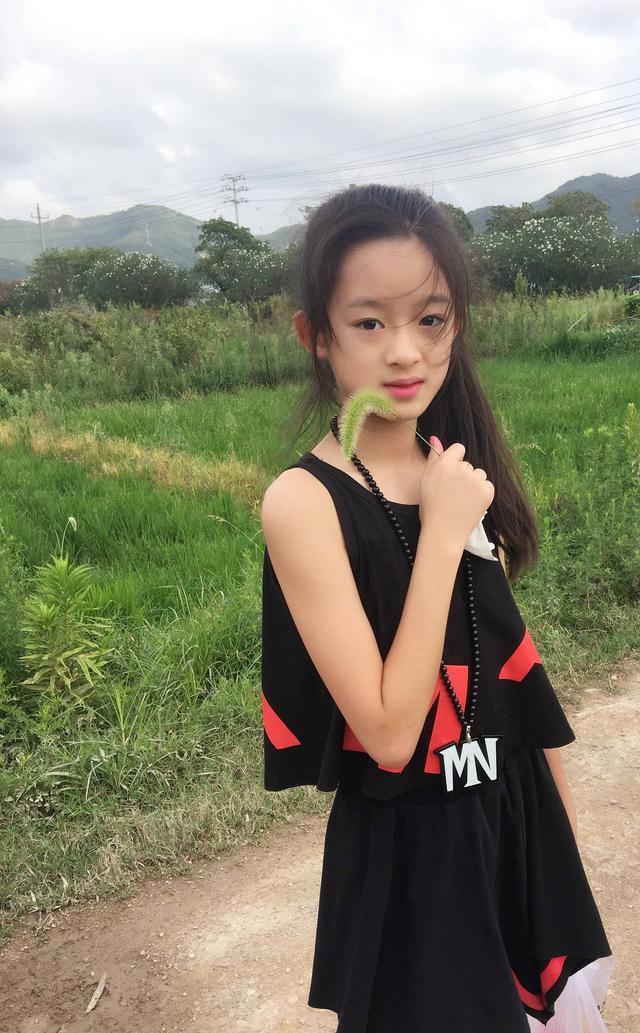 长得漂亮 演技好 深圳姑娘黄杨钿甜会成为下一位赵丽颖吗