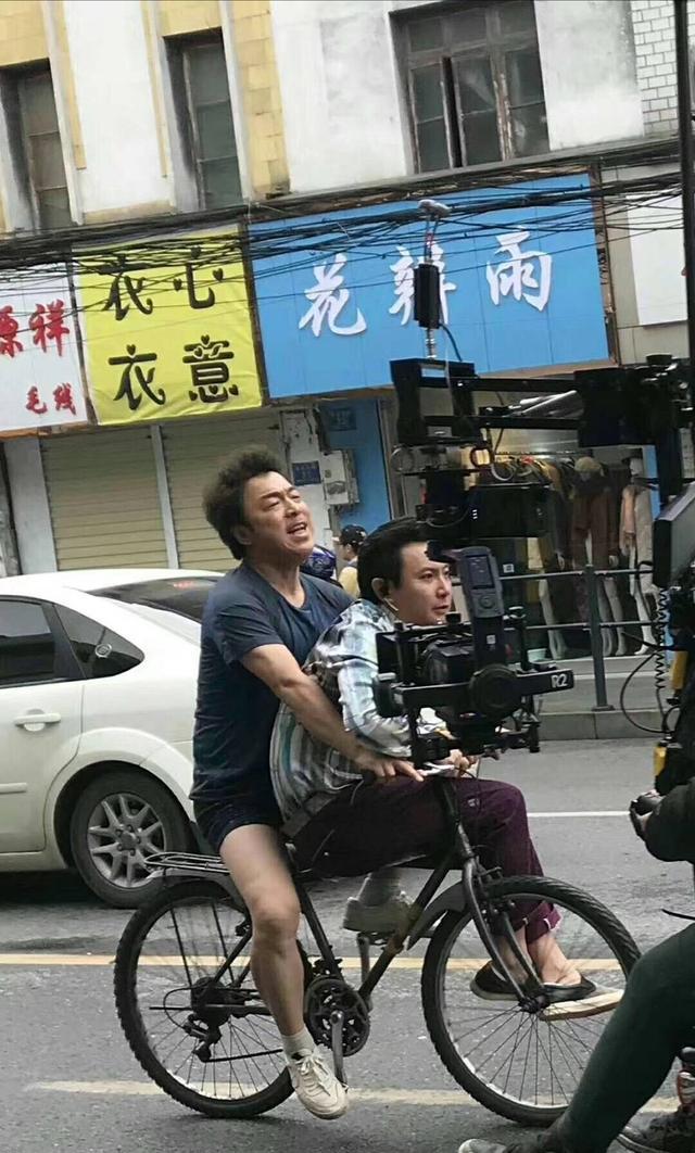 黄渤沈腾新剧《疯狂的外星人》，于长沙拍摄，网友：拍戏别扰民！