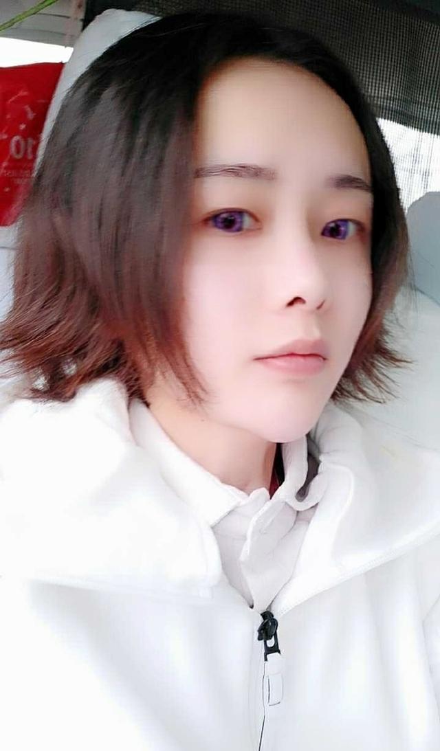 最萌伪娘主播轩墨宝宝 男装比女装还要好看