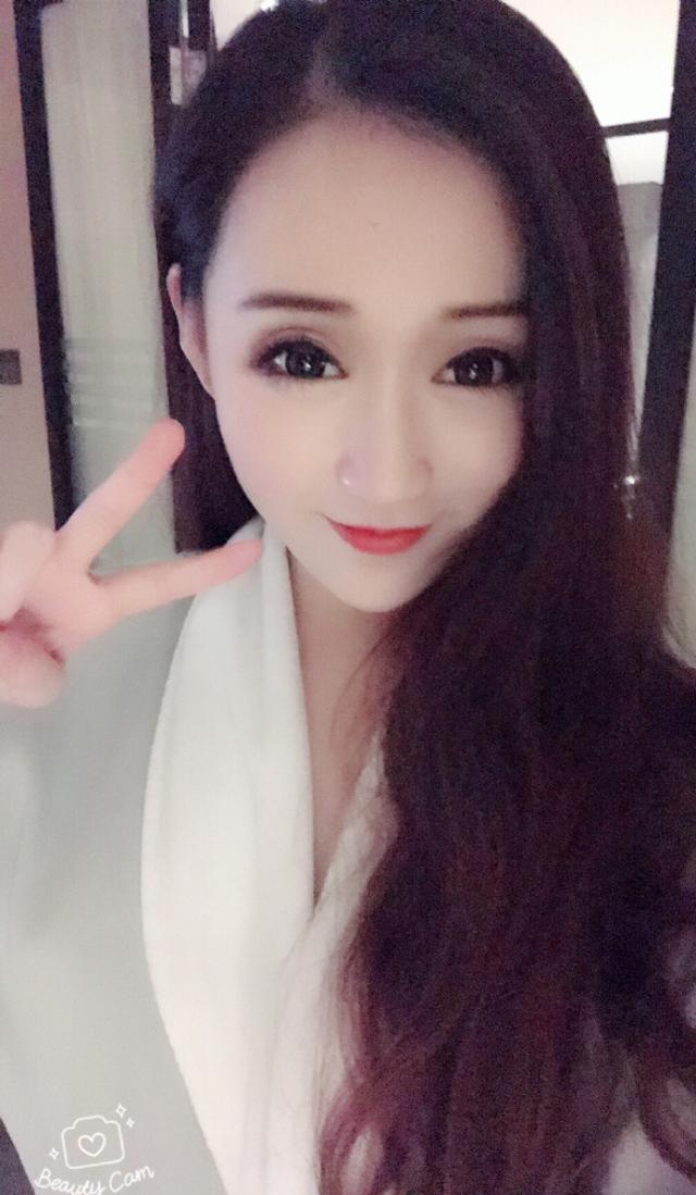 在梦蝶小公举为小智拉票之后,小智的得票在短暂的时间内就超过了pdd
