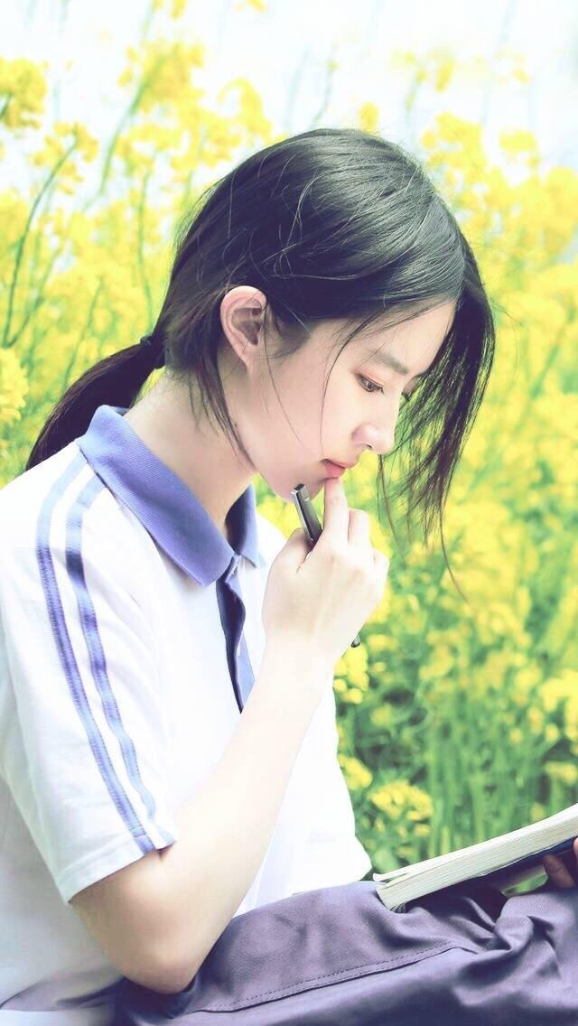 到底是寡淡还是长相清秀? 陈都灵被说和刘亦菲