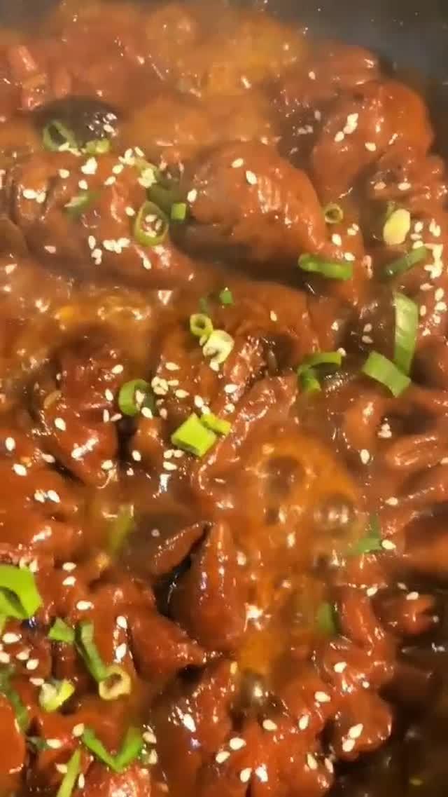 厨师教你做猪肥肠,补虚通便润肛润燥,长女生的吗会痔疮撒娇图片