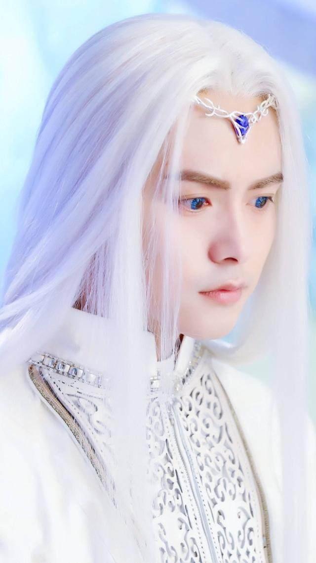 盘点古装侧颜最帅气的古装男神, 杨洋、胡歌、李易峰都比不上他!