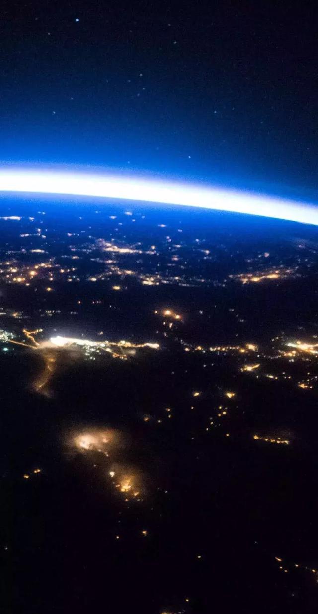 壁纸|美国航空安全局 NASA 拍摄的超美星空!张