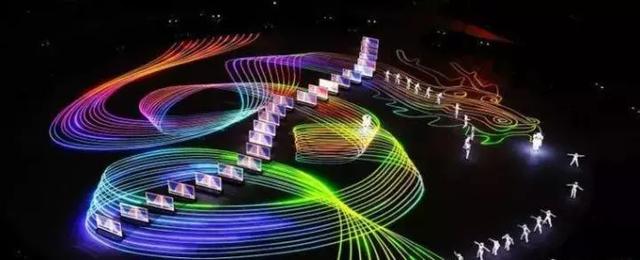 北京8分钟惊艳世界:日本人骂韩国人没看懂,背