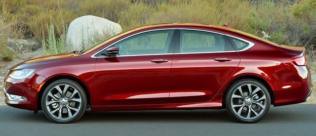 售价16万的美系豪车, 车长4米9, V6发动机, 气场不输奔驰