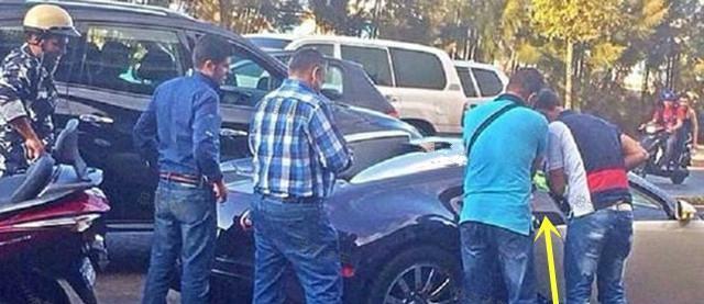 好像偷车，千万豪车加油果然与众不同