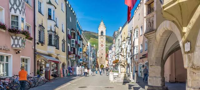 奥地利去意大利的必进小镇,维皮泰诺