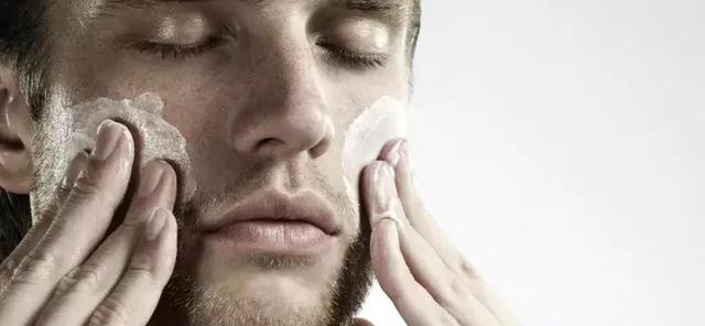 如何使自己看着年轻?男人变帅的4个小窍门,别