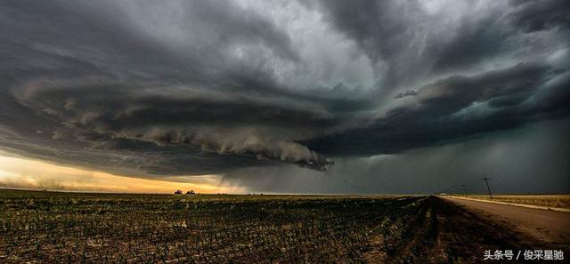 地球停转1秒后果将怎样?地球磁场将消失,太阳