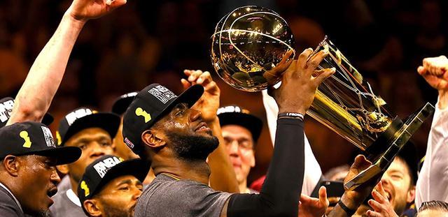 决定三即将上演!杨毅爆出詹姆斯下家,骑士管理