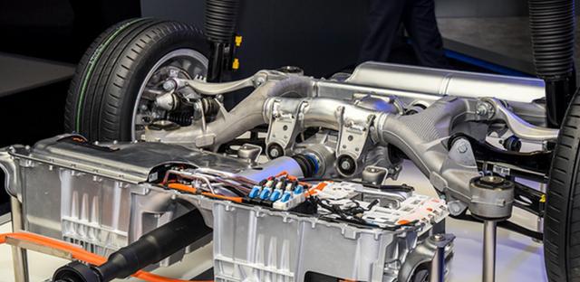 全新BMW 5系插电式混合动力技术解析