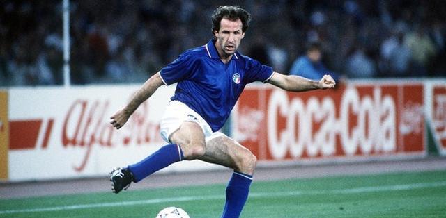 白人足球巨星生出黑小孩,生父是谁?两名黑人队