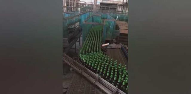 雪花啤酒最真实的生产画面,网友:没见过!