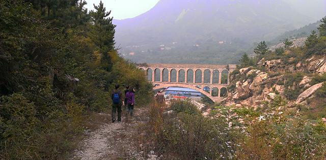 还记得电影《青松岭》吗？如今那里火了