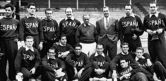 历届世界杯西班牙队合照