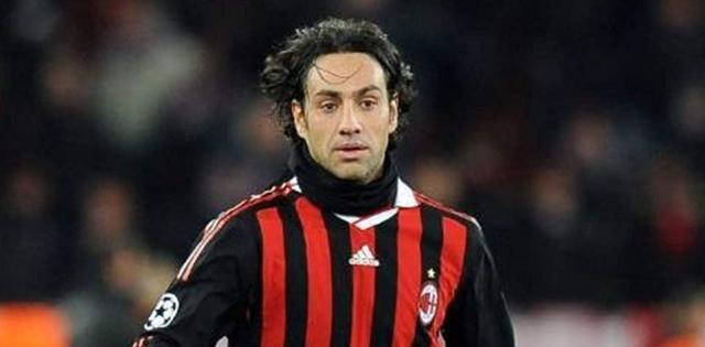 优雅卫士内斯塔是怎么防守的?巅峰大罗、梅西