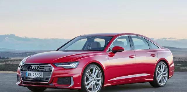 全新奥迪A6搭载了轻混动系统，不仅节省能耗而且还更轻