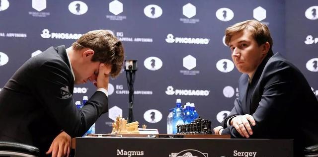 国际象棋世界冠军赛第五盘：卡尔森差点搞砸