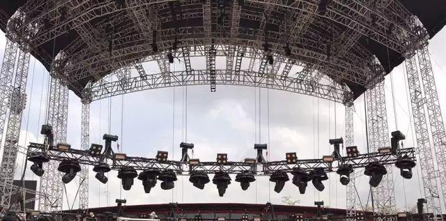 全年的经典公关活动案例都在这,挥手17,整装出