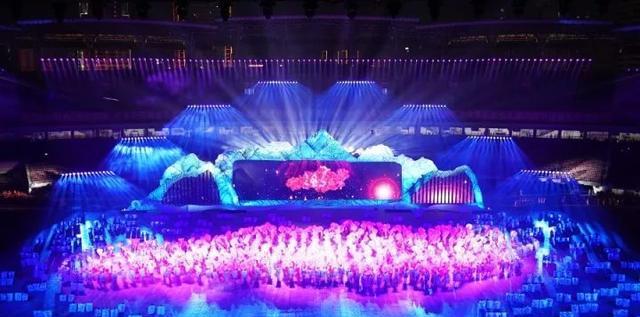 全年的经典公关活动案例都在这,挥手17,整装出