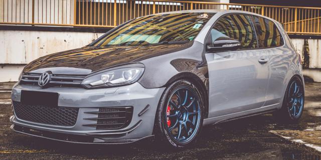 大众高尔夫mk6 gti,两门水泥灰真心帅