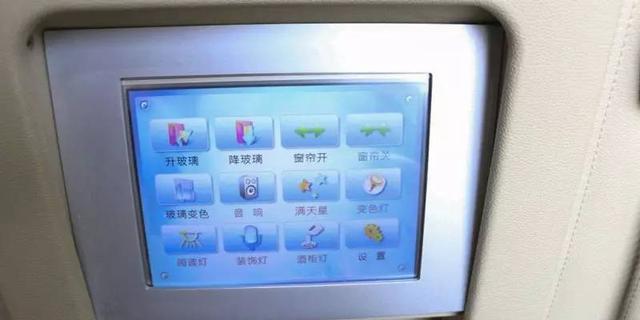 令人冲动的性价比,却带来物超所值的享受丨奔驰宏福斯宾特尊逸二手车