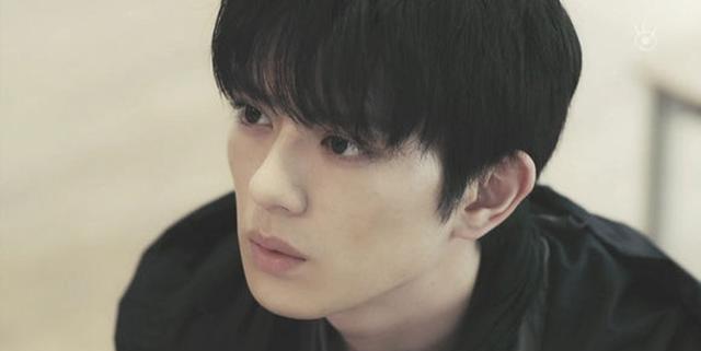 真剑佑新剧扮演不良少年,出场冷酷,被网友戏称