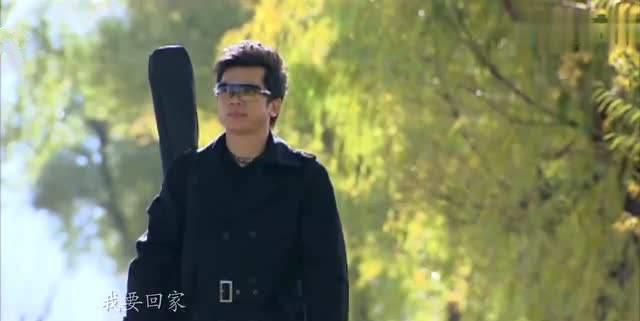 曾经凭《流浪歌》走红的流浪歌王陈星，消失多年，如今在干什么？