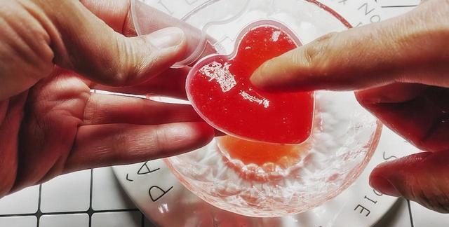 如何做一款无硼砂无胶水的假水史莱姆, 材料家