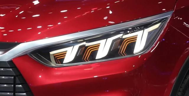 比亚迪唐二代和特斯拉X靠在一起,特斯拉气场真