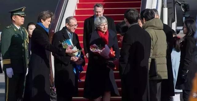 听说，最近全英国都在苦背中国的小九九