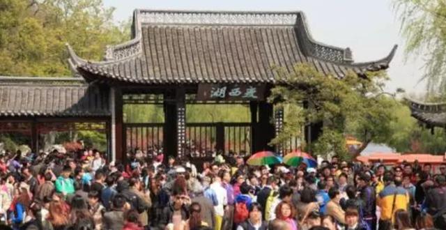 大揭秘!旅行社从游客身上到底能赚多少钱?