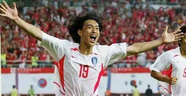 韩国选手曾恶意犯规致中国选手被冰刀多处割伤