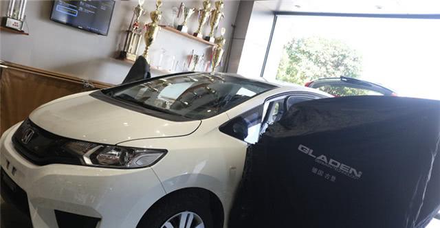 温州动感地带改装 本田飞度升级丹麦丹拿汽车音响汽车隔音降噪