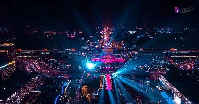 昨晚被西安南门刷屏了?