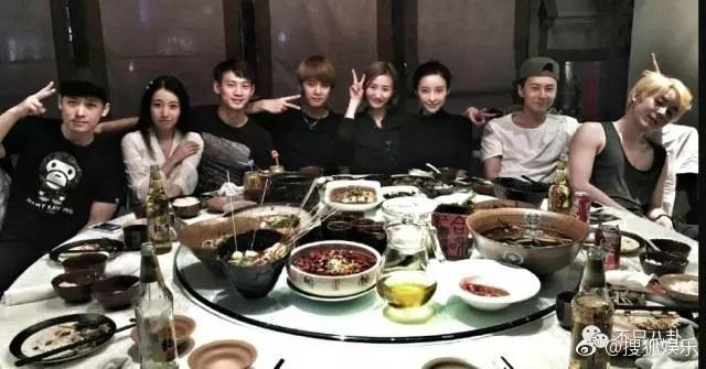 任嘉伦太太聂欢被网络暴力, 公布恋情后被骂丑