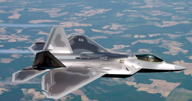 歼10换装矢量发动机预示着 歼20马上就要突破