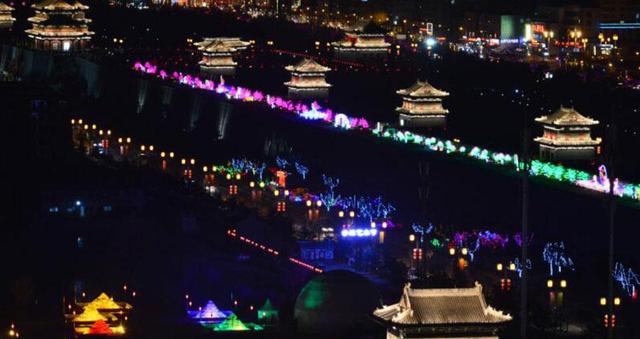 2018中国大同古都灯会璀璨启幕