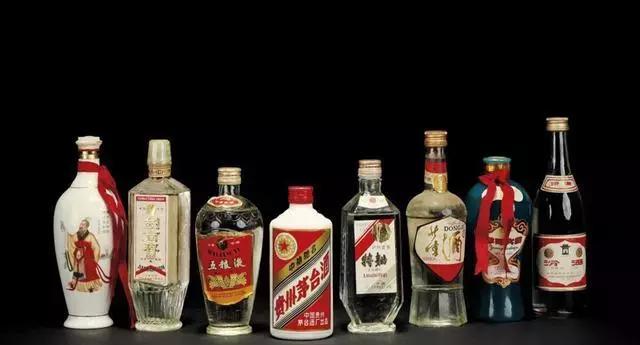 2020中国八大名酒排名_世界上最奢华的八种名酒,中国三大老酒上榜,国酒茅