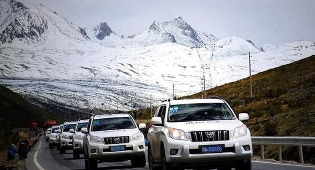 2018款普拉多改分时四驱，还值得购买吗？很多人改选了这个车！