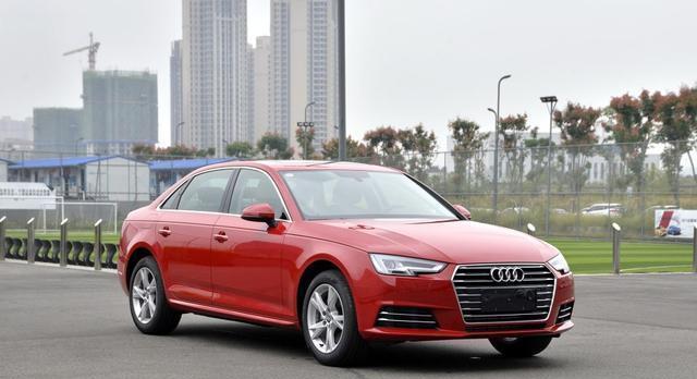 30万奔驰C180和奥迪A4L哪款是最佳选择