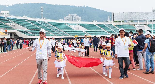 2017万人杯厦门少儿五人足球联赛启动仪式在