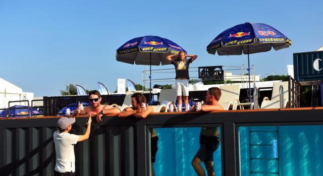 米格方舱集装箱泳池酒吧,创新加实用100分