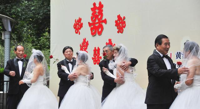 黄昏恋该不该领证?建议儿女少点自私,多为老人