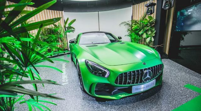 男人奋斗的目标，三款百万级性能豪车，哪款是你最爱？