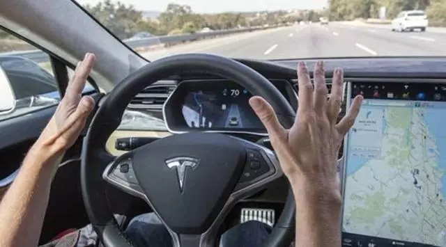 Uber要在18个月内让自动驾驶汽车共享上路盼达用车我们下月就能