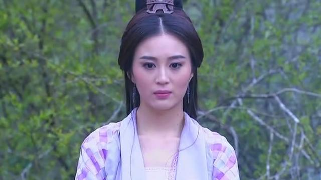 这个世界有人演戏,自然就有人看戏,演戏的人如痴如醉,看戏的人隔雾看花。出处?